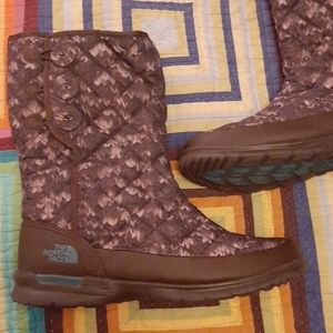 North face snow boots